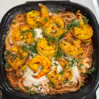 Spicy Garlic Shrimp Linguini (Red)